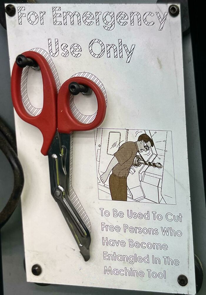 30 Pics Of People Who Haven&#8217;t Learned OSHA Regulations Are There For A Reason Yet (New Pics)