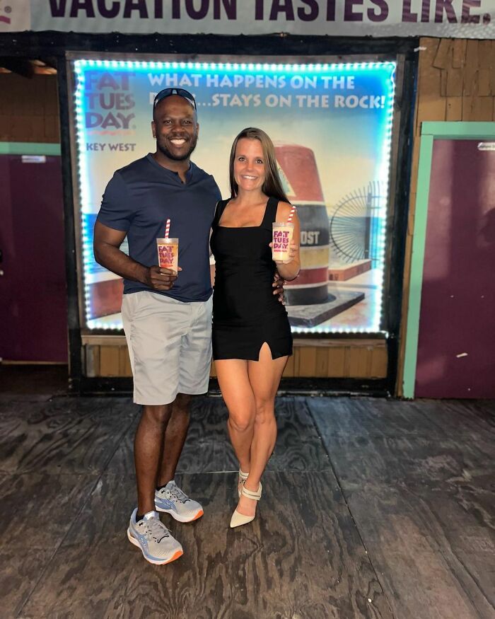 Man’s Love For A Single Mom Led To The Adoption Of Her Six Beautiful Children Man’s Love For A Single Mom Led To The Adoption Of Her Six Beautiful Children