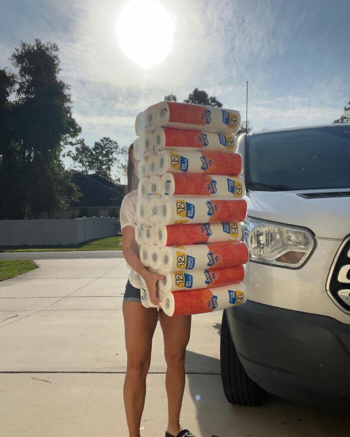 Man’s Love For A Single Mom Led To The Adoption Of Her Six Beautiful Children Man’s Love For A Single Mom Led To The Adoption Of Her Six Beautiful Children