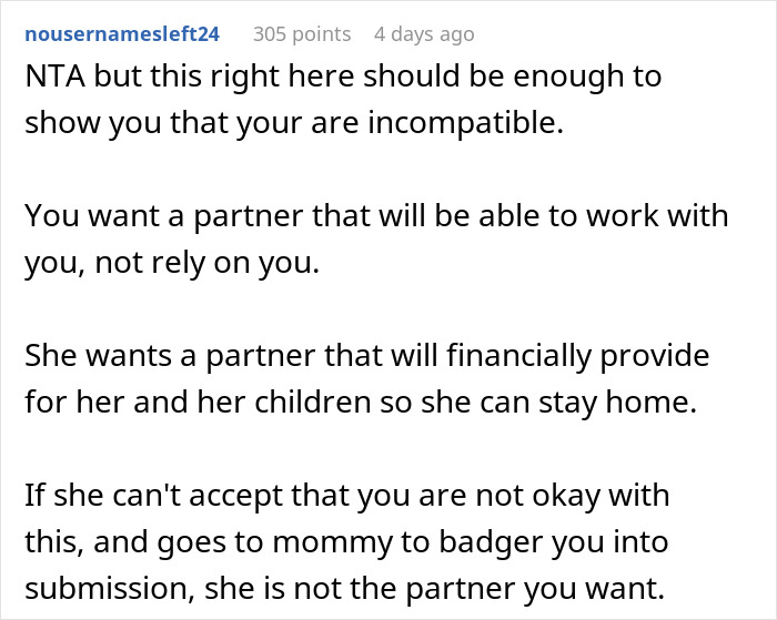 “Am I The Jerk For Not Allowing My Girlfriend To Be A Stay-At-Home Mom To Her Kids?” “Am I The Jerk For Not Allowing My Girlfriend To Be A Stay-At-Home Mom To Her Kids?”