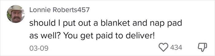 Amazon Driver Says Customers Should Put Out Snacks, People Don’t Think It Should Be Expected Amazon Driver Says Customers Should Put Out Snacks, People Don’t Think It Should Be Expected