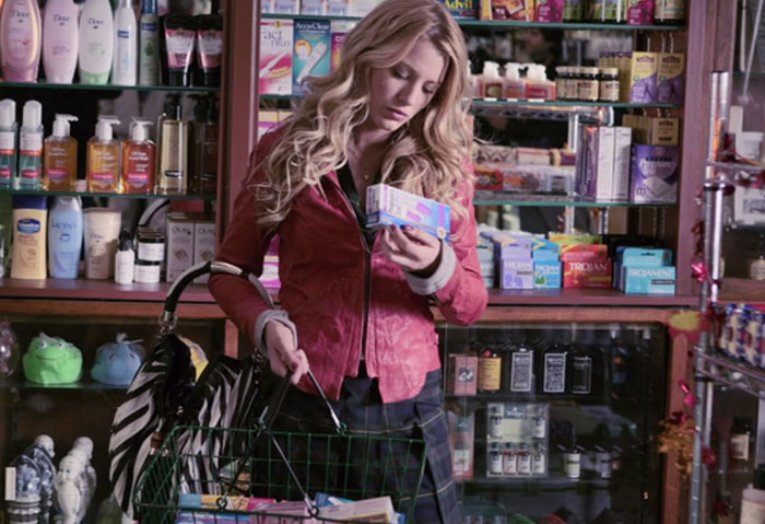 People Roast Male Writers For These 32 TV And Movie Female Characters That Just Don&#8217;t Make Sense