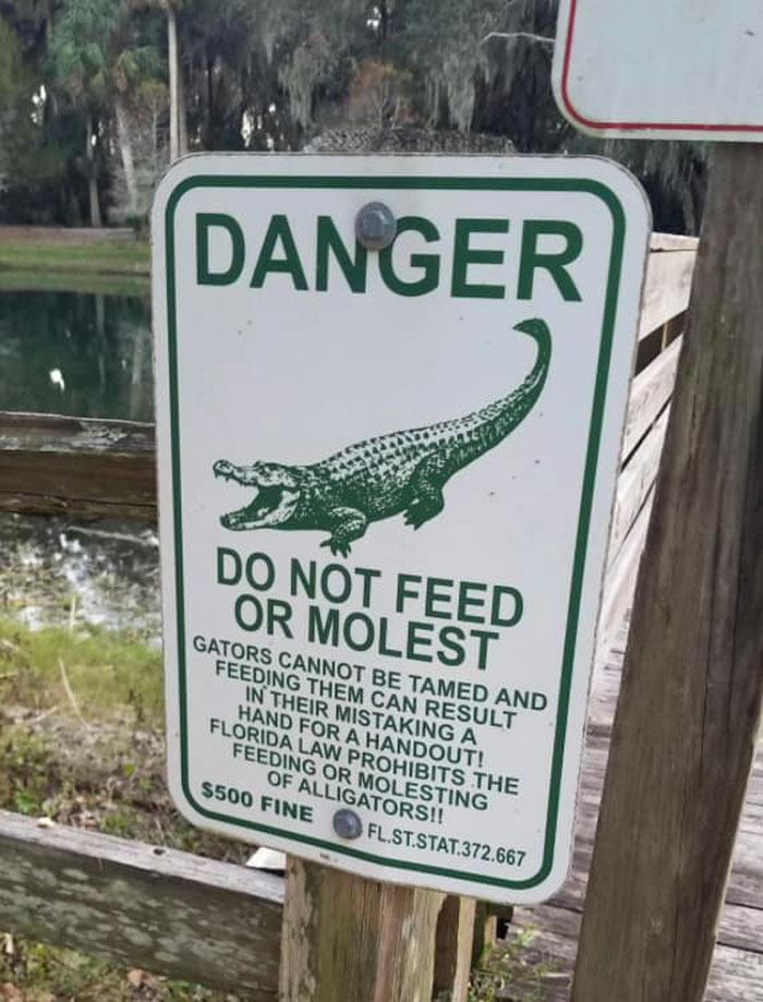 48 Chaotically Funny Signs That People Have Discovered In The Wild 48 Chaotically Funny Signs That People Have Discovered In The Wild