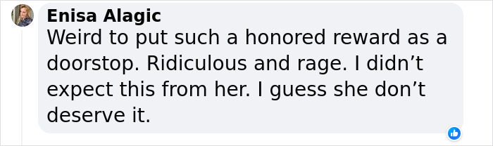 ‘Goop’ Founder Gwyneth Paltrow Wins The Internet After Using Her Oscar As A Doorstop ‘Goop’ Founder Gwyneth Paltrow Wins The Internet After Using Her Oscar As A Doorstop