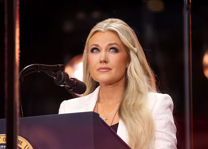 “What Kind Of Acting Is This?”: Erika Kirk’s Gestures While Crying Spark Wild Conspiracy Theories “What Kind Of Acting Is This?”: Erika Kirk’s Gestures While Crying Spark Wild Conspiracy Theories