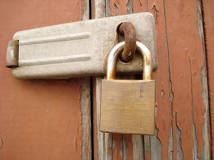 Ex-Offenders Open Up About 34 Hard-To-Break Habits After Coming Out Of Prison Ex-Offenders Open Up About 34 Hard-To-Break Habits After Coming Out Of Prison