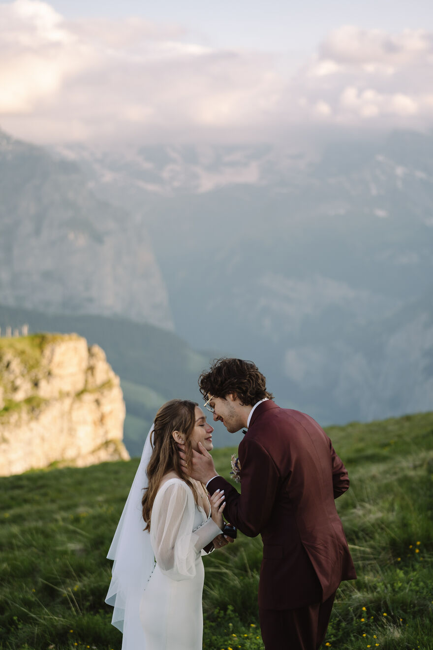 I Continue To Help Couples Ditch The Big Wedding And Elope In The Places That Make Them Feel Alive (30 New Pics) I Continue To Help Couples Ditch The Big Wedding And Elope In The Places That Make Them Feel Alive (30 New Pics)