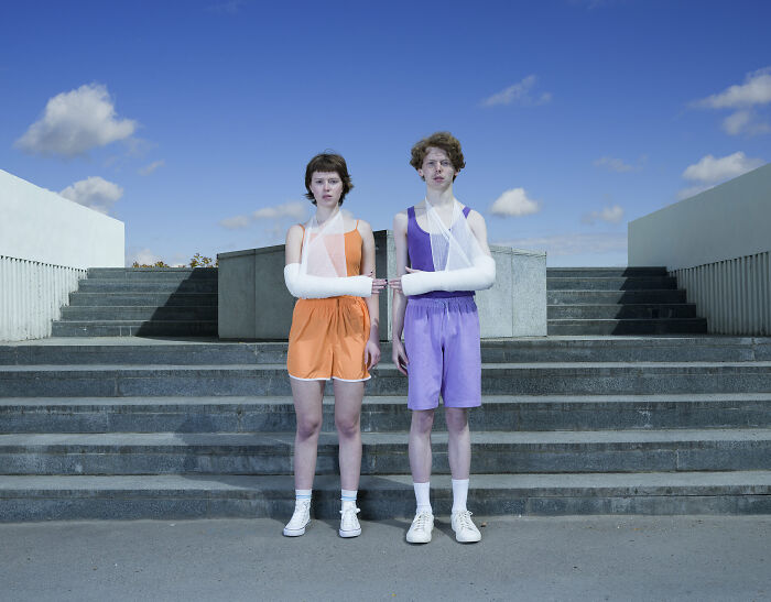 25 Surreal Photographs By B&aacute;ra Pr&aacute;&scaron;ilov&aacute; That Push The Boundaries Of Reality