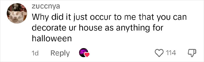 Utah Neighborhood Makes Barbie Fans Weep After Showing Its ‘Barbieween’ Decor Utah Neighborhood Makes Barbie Fans Weep After Showing Its ‘Barbieween’ Decor