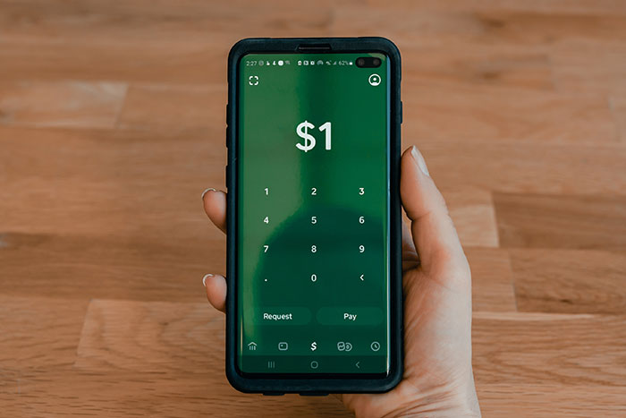 “Like A Slap In My Face”: Woman Hosts Friend For Free For 3 Days, Gets Venmo Request For $6