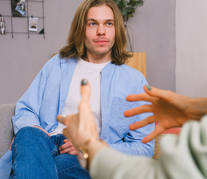 “Sorry My Genes Are Strong”: Woman Hands Divorce Papers Along With DNA Test Results “Sorry My Genes Are Strong”: Woman Hands Divorce Papers Along With DNA Test Results