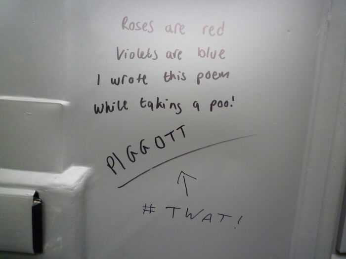 50 Times People Saw A Piece Of Graffiti So Bad, They Had To Share It On “It’s Graffiti, But Why?” (New Pics)