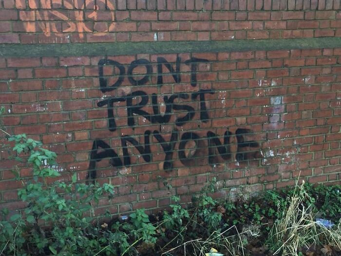 50 Times People Saw A Piece Of Graffiti So Bad, They Had To Share It On “It’s Graffiti, But Why?” (New Pics)