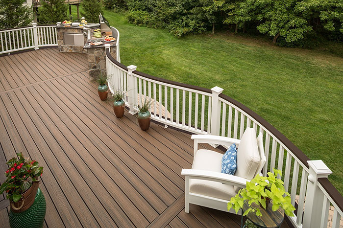 28 Deck Railing Ideas And Designs To Spice Up Your Exterior 28 Deck Railing Ideas And Designs To Spice Up Your Exterior
