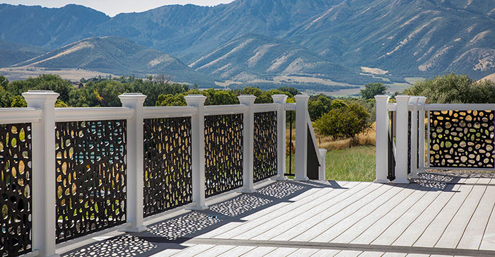 28 Deck Railing Ideas And Designs To Spice Up Your Exterior 28 Deck Railing Ideas And Designs To Spice Up Your Exterior