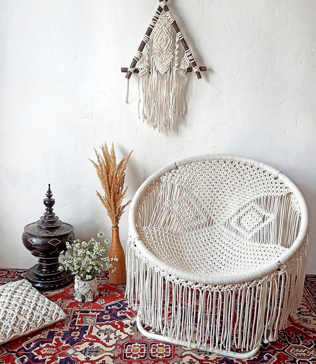 30 Cozy Reading Chair Ideas to Get Lost in Bookland 30 Cozy Reading Chair Ideas to Get Lost in Bookland