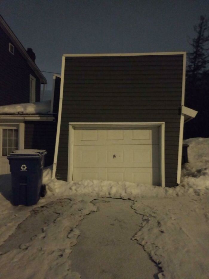 “Hits Me Hard”: 40 Things That Annoyed People Way Too Much (New Pics) “Hits Me Hard”: 40 Things That Annoyed People Way Too Much (New Pics)