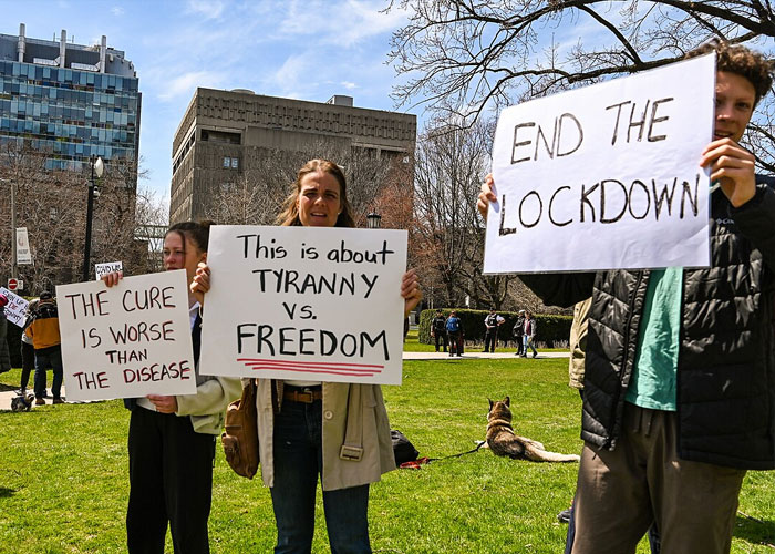 45 Times People Didn’t Notice The Irony In Their Behaviors 45 Times People Didn’t Notice The Irony In Their Behaviors