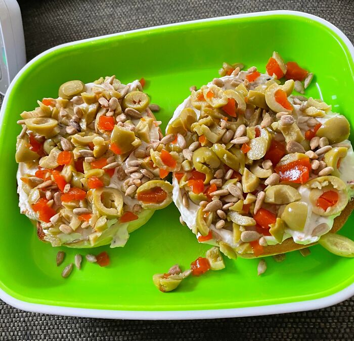 50 Pregnant Women Whose Day Is Going Worse Than Yours Is (New Pics) 50 Pregnant Women Whose Day Is Going Worse Than Yours Is (New Pics)