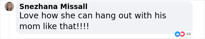 Taylor Swift Attends Chiefs Game With Travis Kelce&#8217;s Mom Amid Dating Rumors