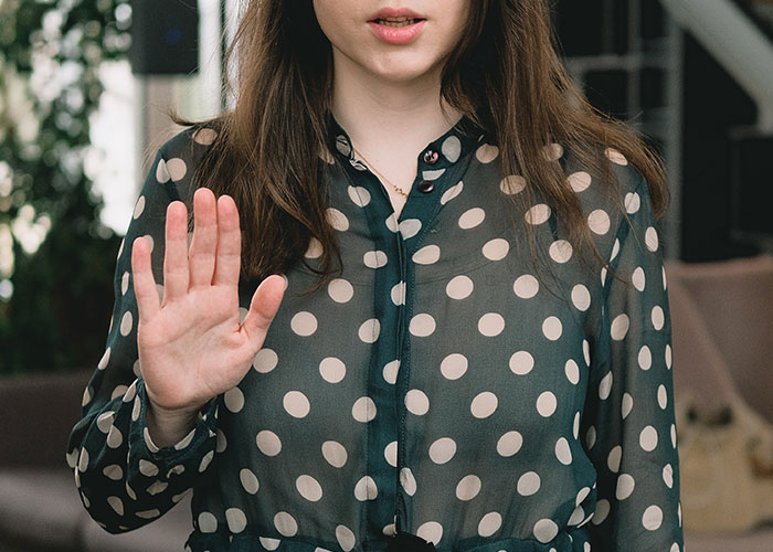 Mom Shares Horrifying Story About Brother-In-Law’s GF Who Thinks She’s Their 3 Y.O.