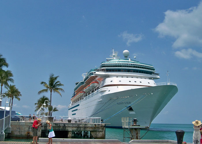 Anti-Bucket List: 35 People Share The Most Disappointing Touristy Places They’ve Been To Anti-Bucket List: 35 People Share The Most Disappointing Touristy Places They’ve Been To