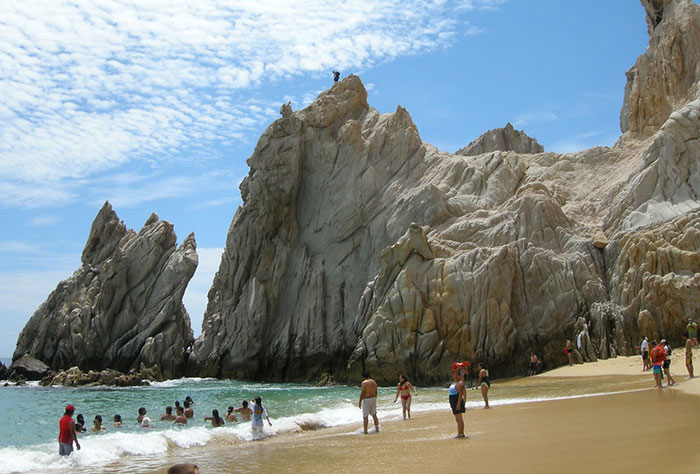 Anti-Bucket List: 35 People Share The Most Disappointing Touristy Places They’ve Been To Anti-Bucket List: 35 People Share The Most Disappointing Touristy Places They’ve Been To