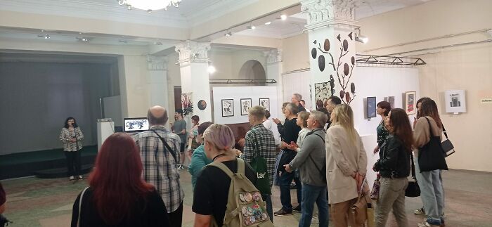 &#8220;Stepping Into The World&#8221;: A Powerful Art Project By Galina Shevtsova And Oleksandra Malyshko (28 Pics)