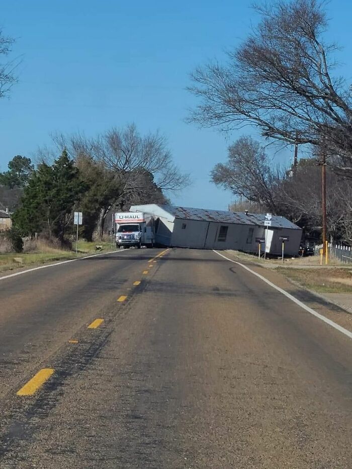 30 Times U-Haul Delivered Comedy Gold, As Seen On This FB Group 30 Times U-Haul Delivered Comedy Gold, As Seen On This FB Group