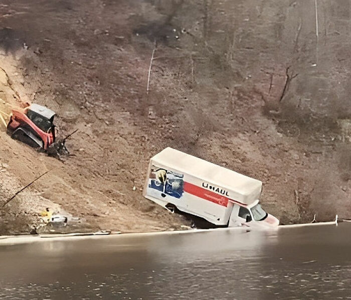 30 Times U-Haul Delivered Comedy Gold, As Seen On This FB Group 30 Times U-Haul Delivered Comedy Gold, As Seen On This FB Group