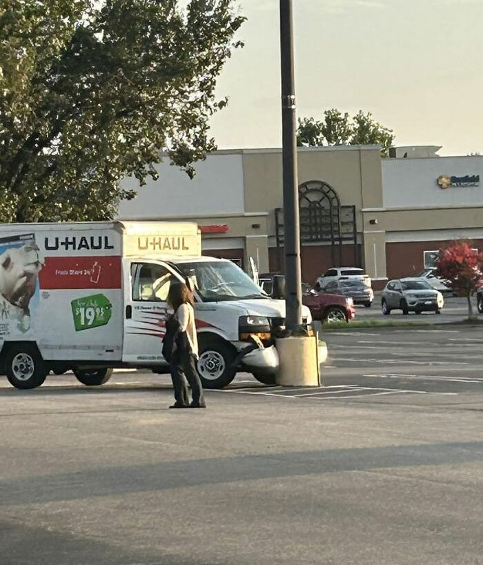 30 Times U-Haul Delivered Comedy Gold, As Seen On This FB Group 30 Times U-Haul Delivered Comedy Gold, As Seen On This FB Group