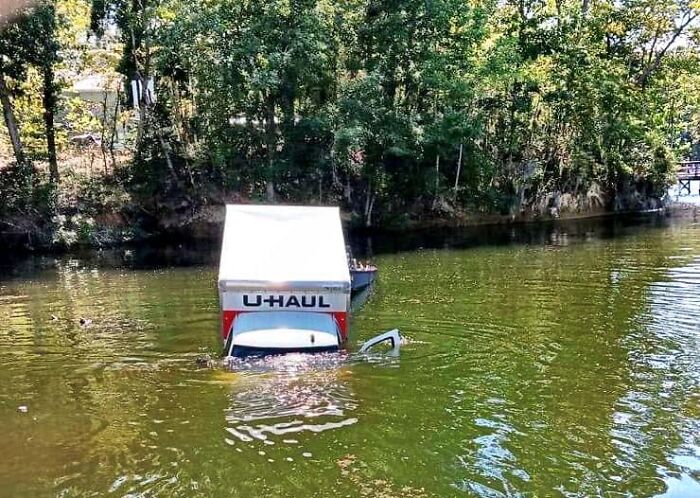 30 Times U-Haul Delivered Comedy Gold, As Seen On This FB Group 30 Times U-Haul Delivered Comedy Gold, As Seen On This FB Group