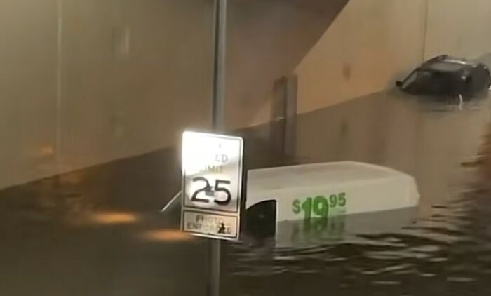 30 Times U-Haul Delivered Comedy Gold, As Seen On This FB Group 30 Times U-Haul Delivered Comedy Gold, As Seen On This FB Group