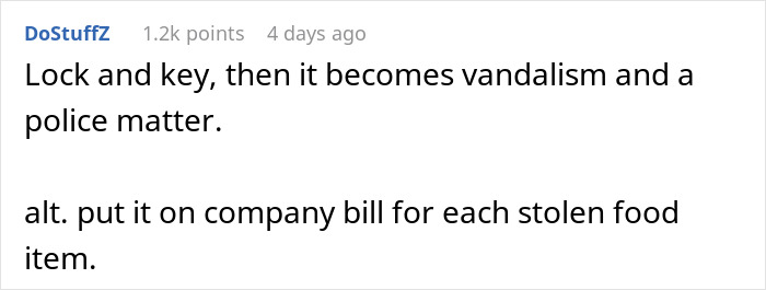 ‘Lunch Thief’ Eats Half Of Employee’s Lunch, They Start Bawling, Employees Laugh ‘Lunch Thief’ Eats Half Of Employee’s Lunch, They Start Bawling, Employees Laugh