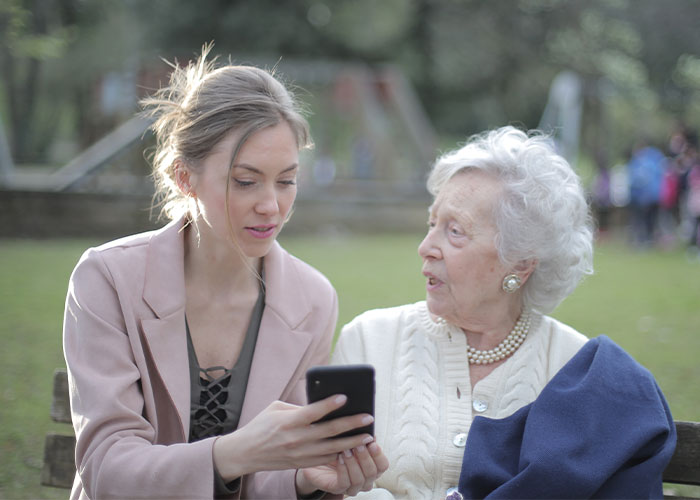 “I Will Never Ruin It For Her”: 35 Secrets Daughters Refuse To Tell Their Parents “I Will Never Ruin It For Her”: 35 Secrets Daughters Refuse To Tell Their Parents