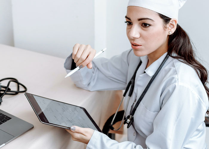 “I Will Never Ruin It For Her”: 35 Secrets Daughters Refuse To Tell Their Parents “I Will Never Ruin It For Her”: 35 Secrets Daughters Refuse To Tell Their Parents