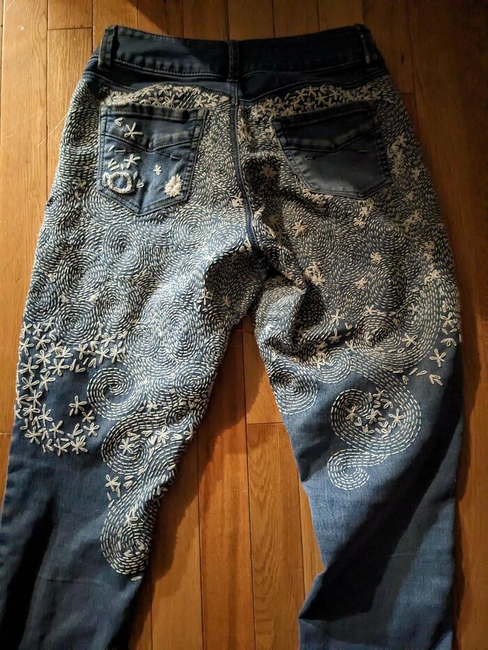 “Visible Mending”: 50 Times Folks Didn’t Give Up On Their Favorite Things And Made Them Even Better (New Pics) “Visible Mending”: 50 Times Folks Didn’t Give Up On Their Favorite Things And Made Them Even Better (New Pics)