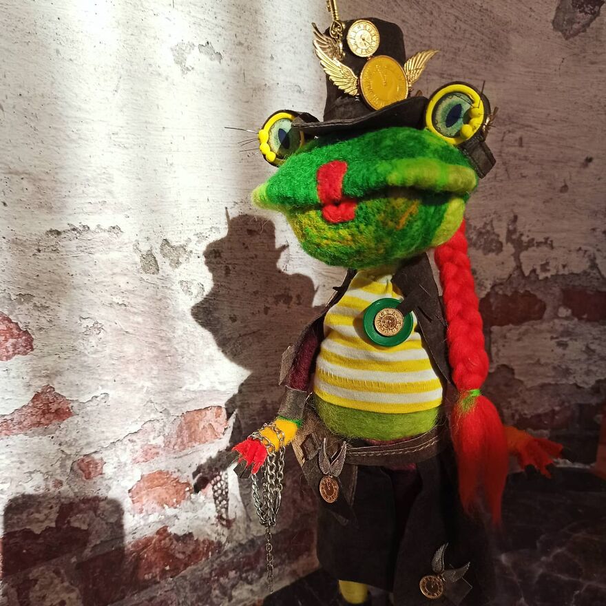 I Make Artistic And Extremely Emotive Dolls With Exaggerated Features From Wool (32 Pics) I Make Artistic And Extremely Emotive Dolls With Exaggerated Features From Wool (32 Pics)