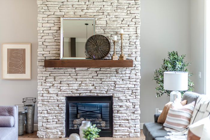 35 Fireplace Mantel Ideas for a Heavenly Hearth