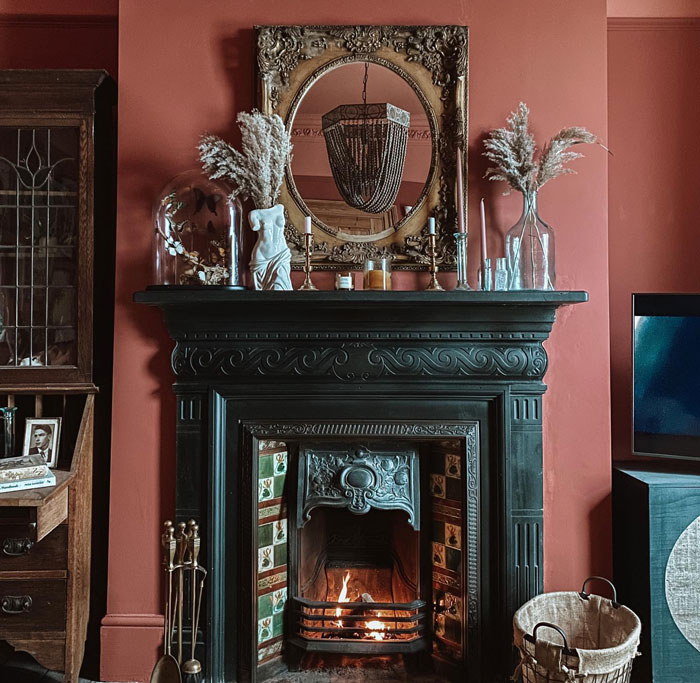 35 Fireplace Mantel Ideas for a Heavenly Hearth