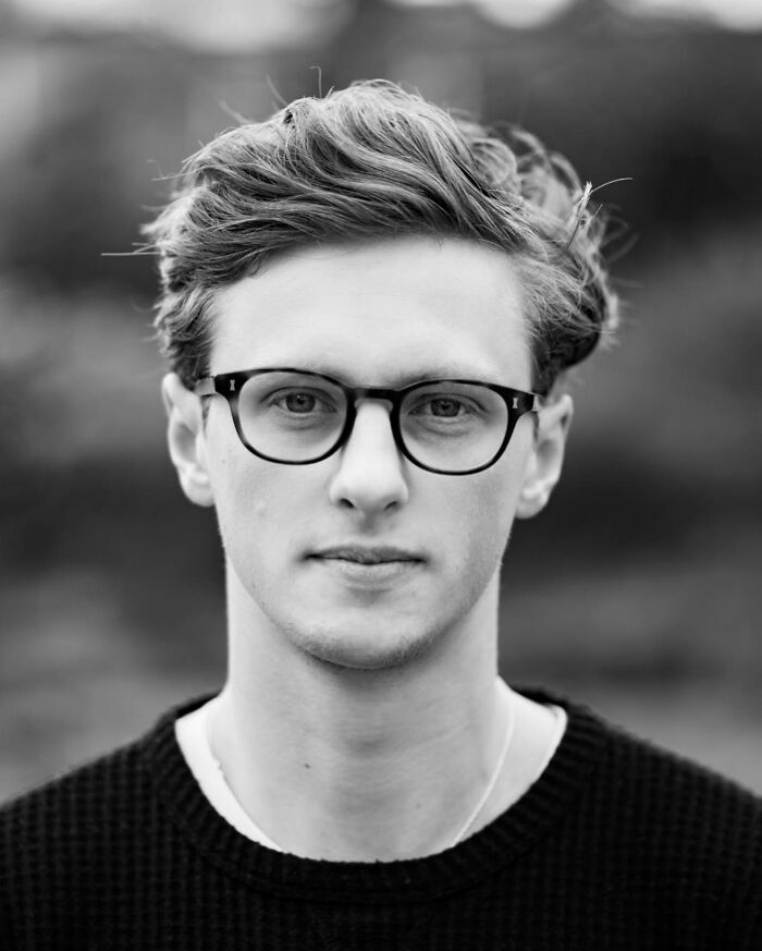 Referee Left Speechless After Player Brilliantly Declined Yellow Card Referee Left Speechless After Player Brilliantly Declined Yellow Card