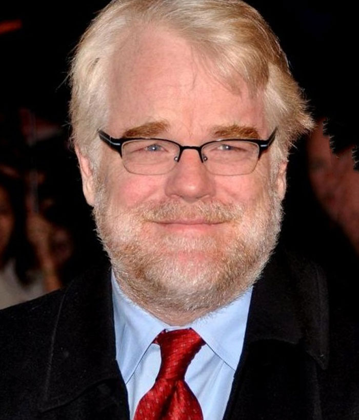 32 Of The Biggest Falls From Grace In Hollywood, According To This Viral Thread