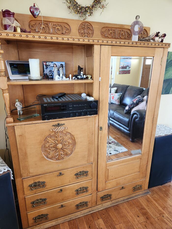 Hey Pandas, Show Us The Most Antique Thing In Your House (Closed) Hey Pandas, Show Us The Most Antique Thing In Your House (Closed)