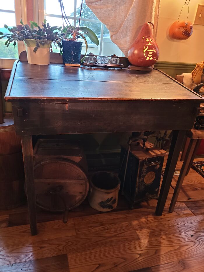 Hey Pandas, Show Us The Most Antique Thing In Your House (Closed) Hey Pandas, Show Us The Most Antique Thing In Your House (Closed)