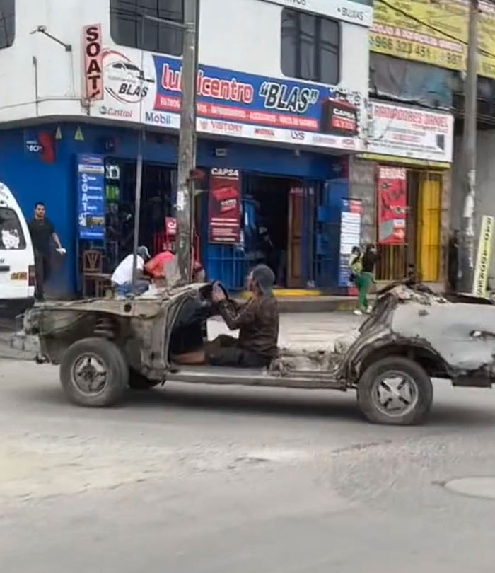 “I’m Tired”: 50 Items That Really Need To Be Thrown Out “I’m Tired”: 50 Items That Really Need To Be Thrown Out