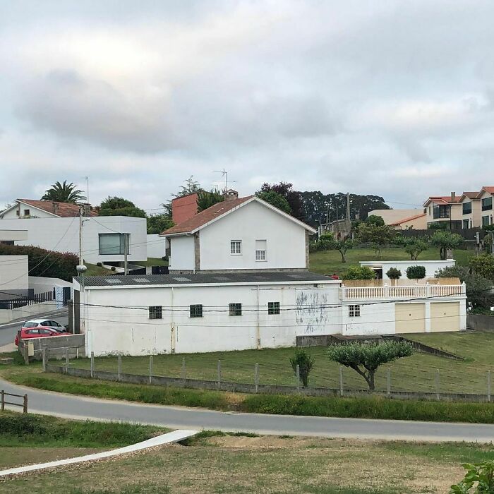 Spain Be Wilding: 50 Of The Weirdest Houses That Caught People’s Attention Spain Be Wilding: 50 Of The Weirdest Houses That Caught People’s Attention