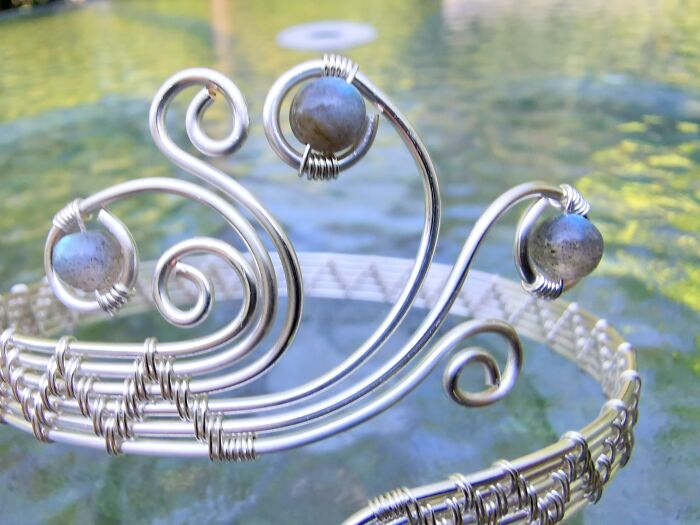 I Used Ten Meters Of Wire For This Elven Armlet (7 Pics) I Used Ten Meters Of Wire For This Elven Armlet (7 Pics)