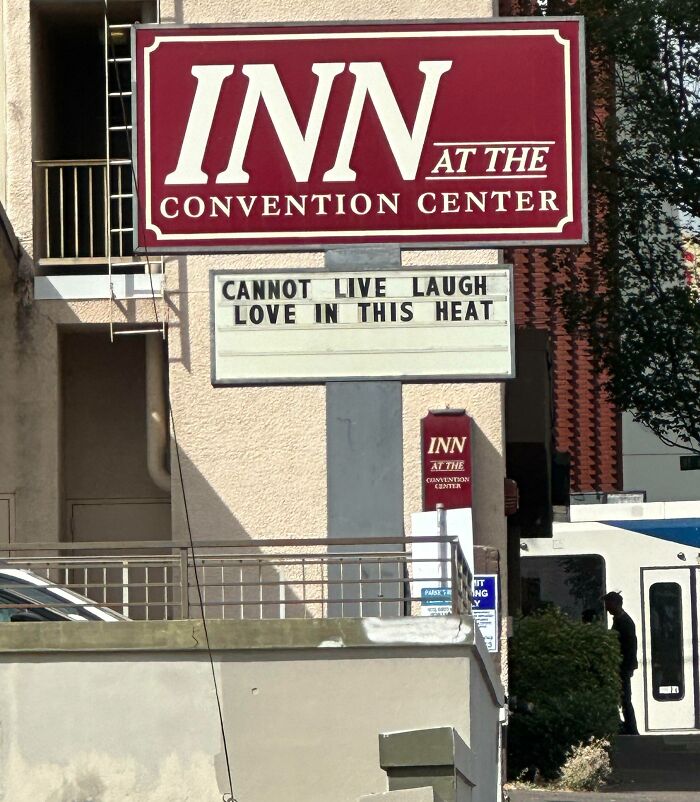 50 Raw And Funny Pics From People Who Were Just Trying To Get Through A Summer Heatwave (New Pics) 50 Raw And Funny Pics From People Who Were Just Trying To Get Through A Summer Heatwave (New Pics)