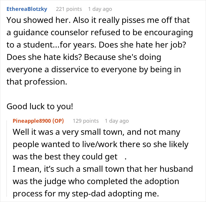 Guidance Counselor Is Shocked This Student Doesn’t Recognize Her, But It’s All Part Of Revenge Guidance Counselor Is Shocked This Student Doesn’t Recognize Her, But It’s All Part Of Revenge
