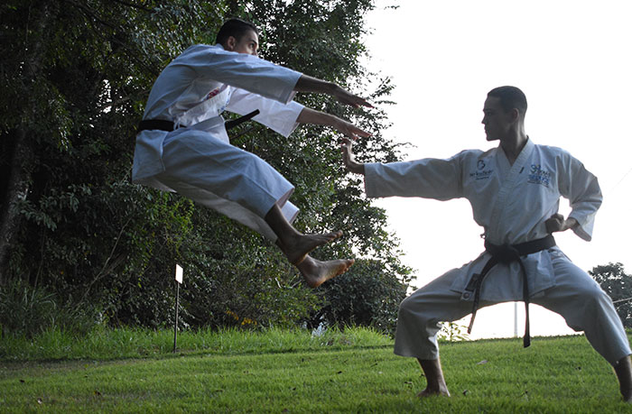 “What Is The Stupidest Reason You Went To Hospital?” (35 Answers) “What Is The Stupidest Reason You Went To Hospital?” (35 Answers)